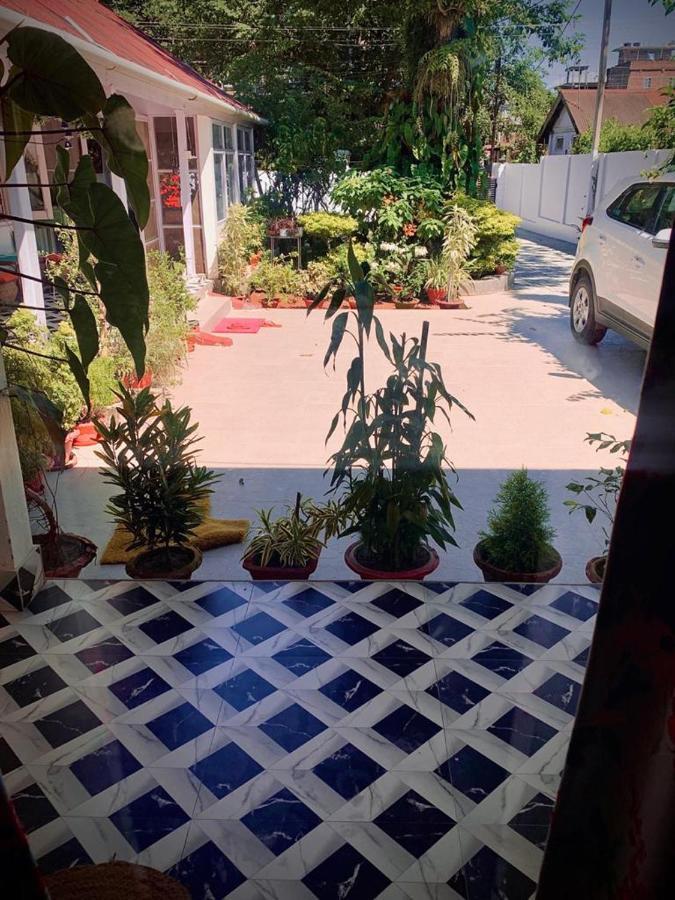 The Bhowmick'S Bungalow Tezpur Exterior foto
